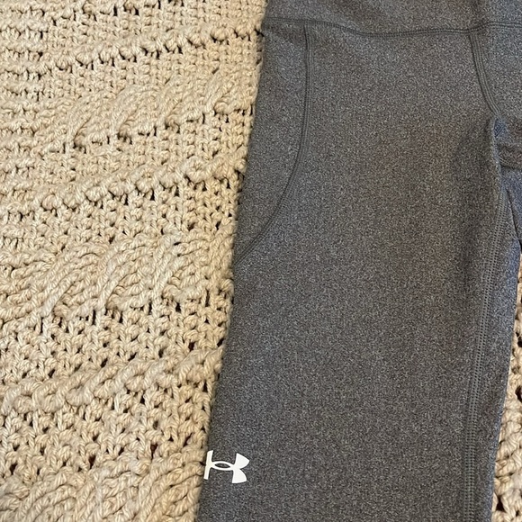 NWT Under Armour compression high-rise ankle leggings heat gear women’s XS gray - Picture 2 of 16